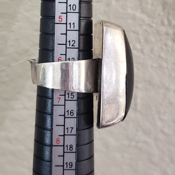 Sterling Silver Ring With Black Onyx - Picture 4 of 4